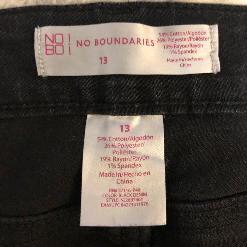 Shorts - Picture 4 of 4